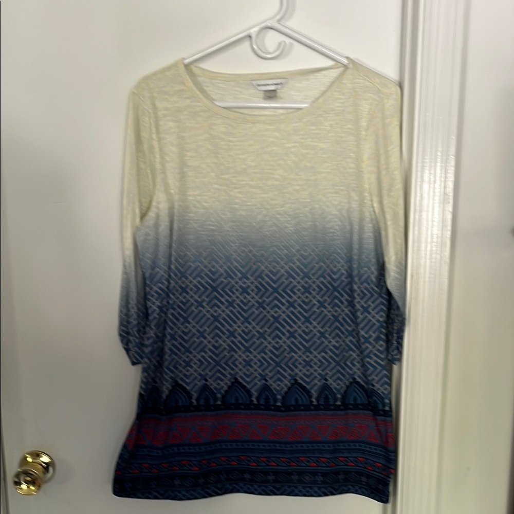 Women's Blue and Red Patterned Top